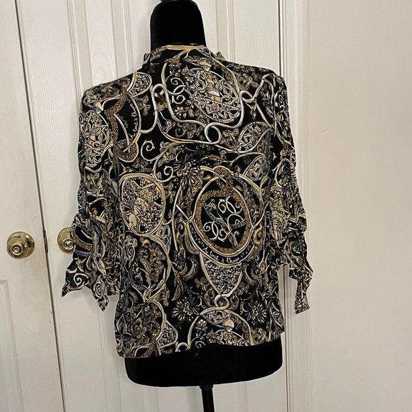 Womens' 3/4 Sleeves Top - Picture 2 of 9